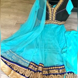 Blue 3 pc Anarkali kurti set with rhinestones and embroidery